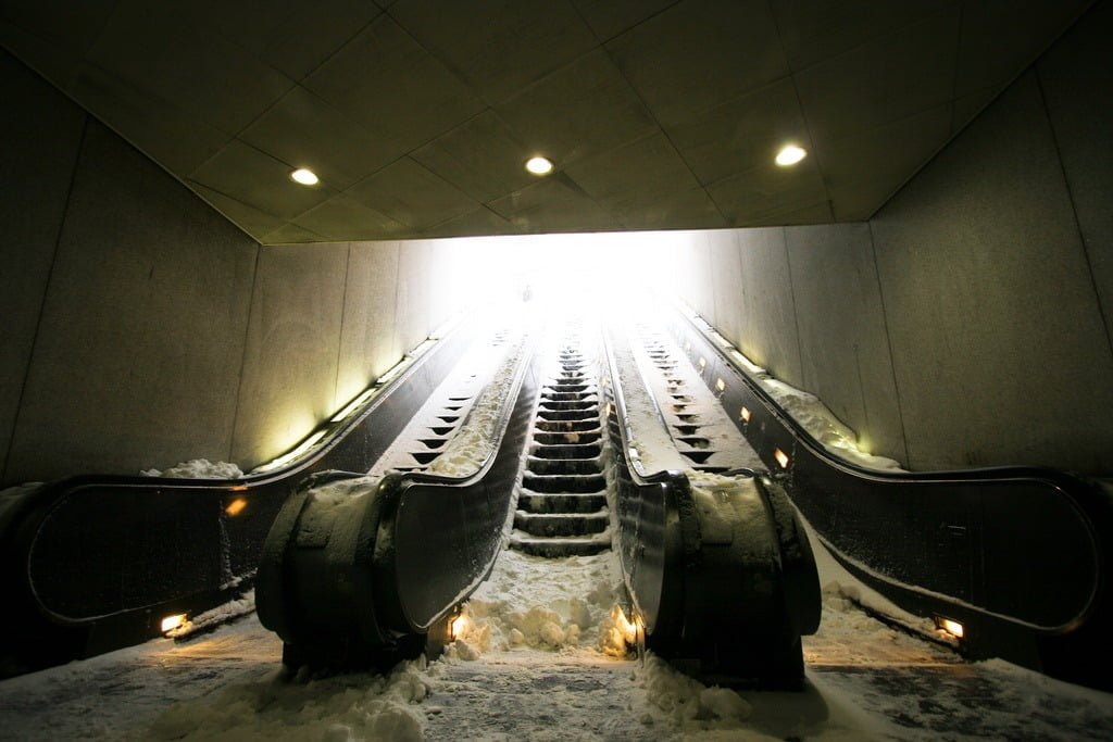 desolate metro